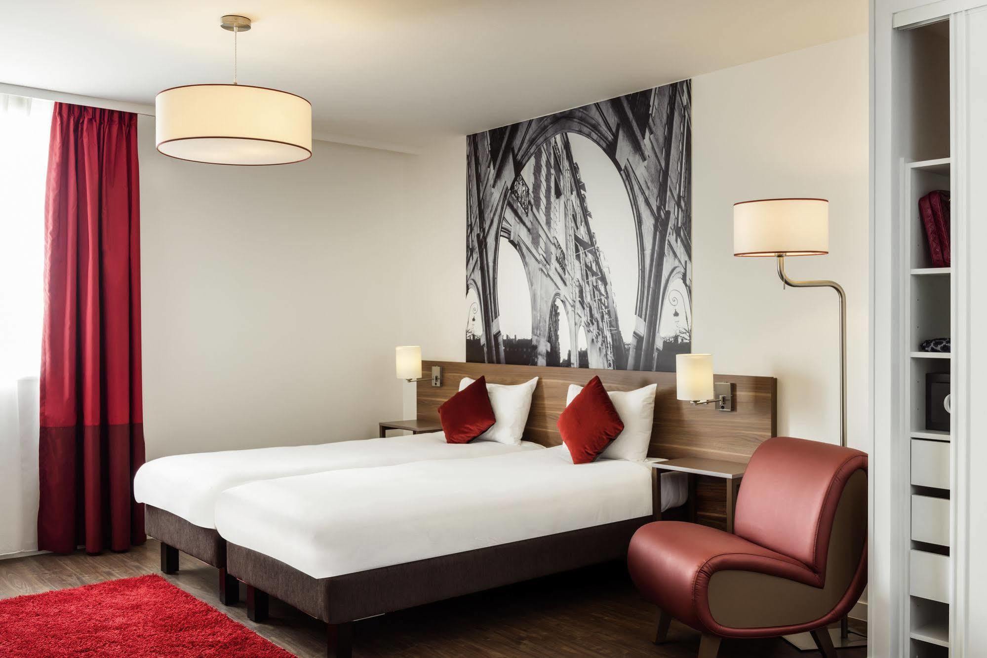 Adagio Centre Aparthotel